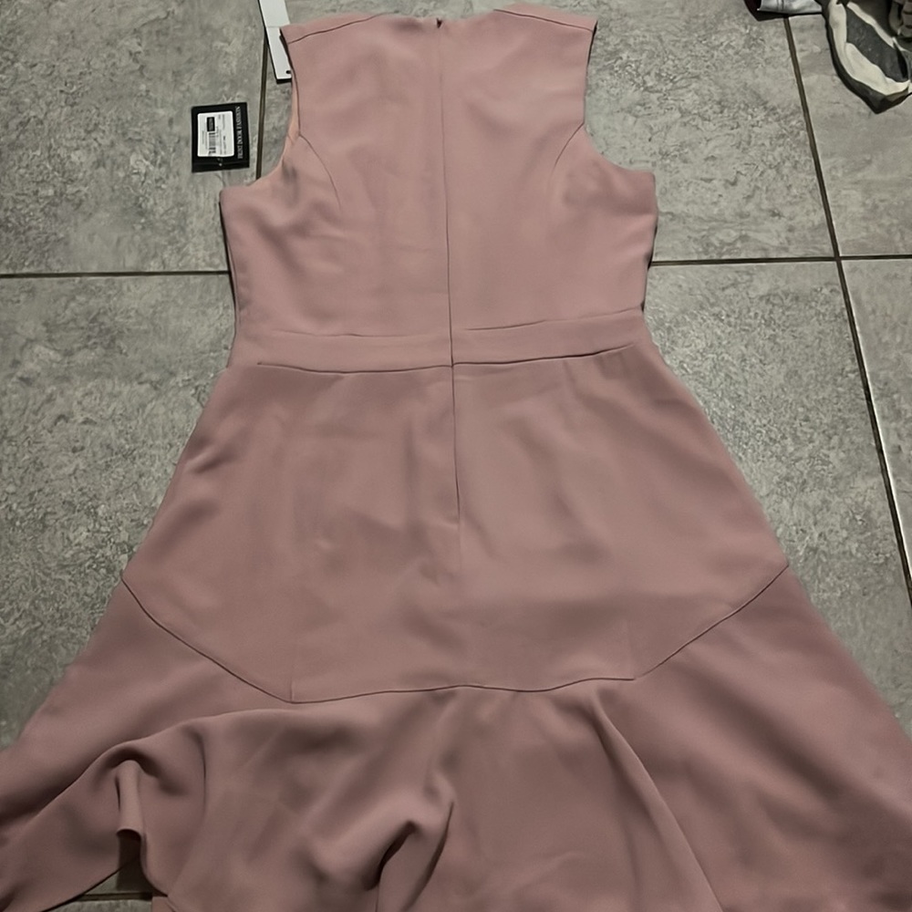 Dress - Picture 2 of 2